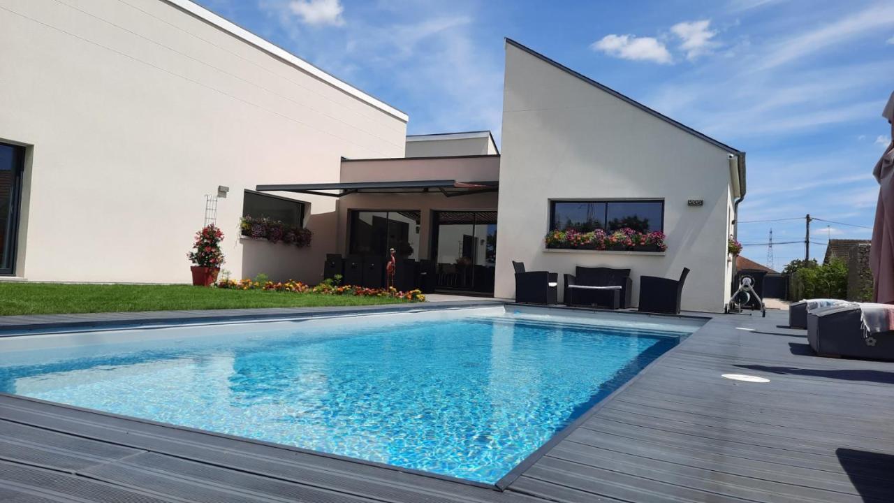 Les Gabions Bed and Breakfast Chaingy Εξωτερικό φωτογραφία